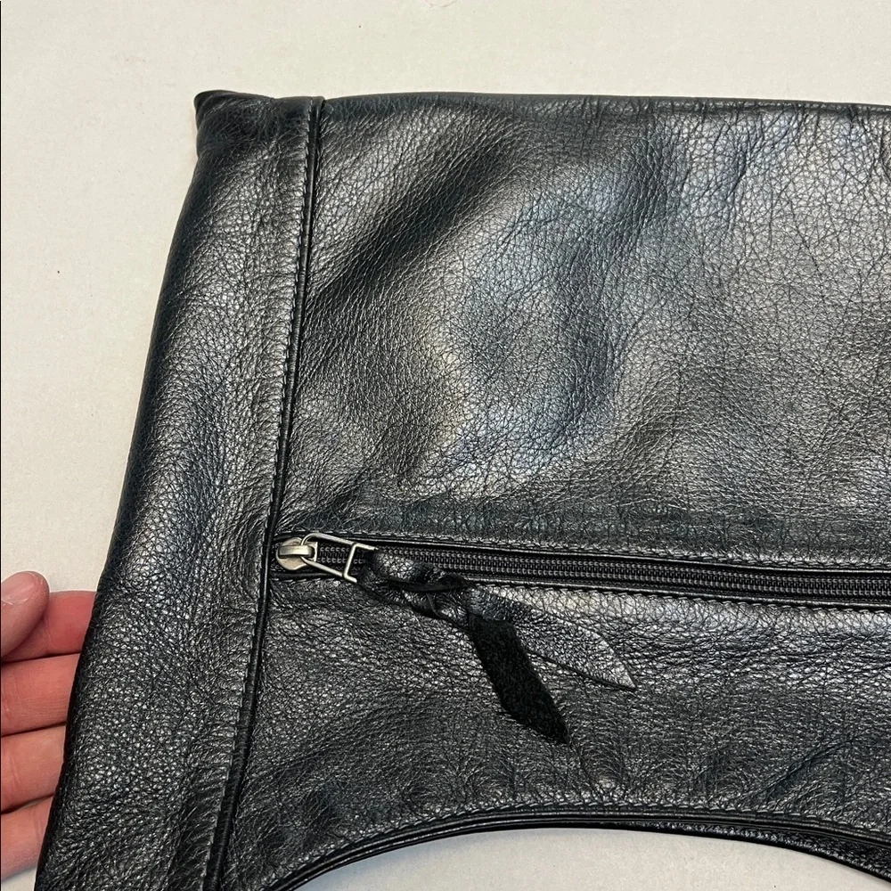 SVEN LEATHER CROSSBODY BAG METALLIC BLACK BERKELEY USA